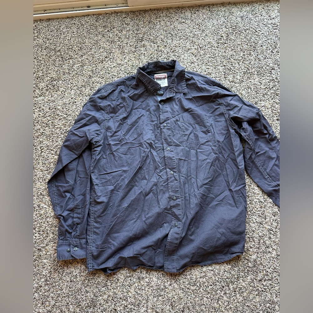 Wrangler jean company button up shirt, size XL - Picture 3 of 5